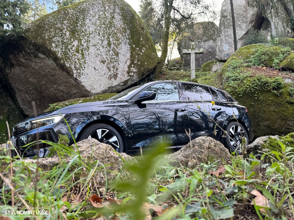 Opel Astra 1.2 T Elegance - 16