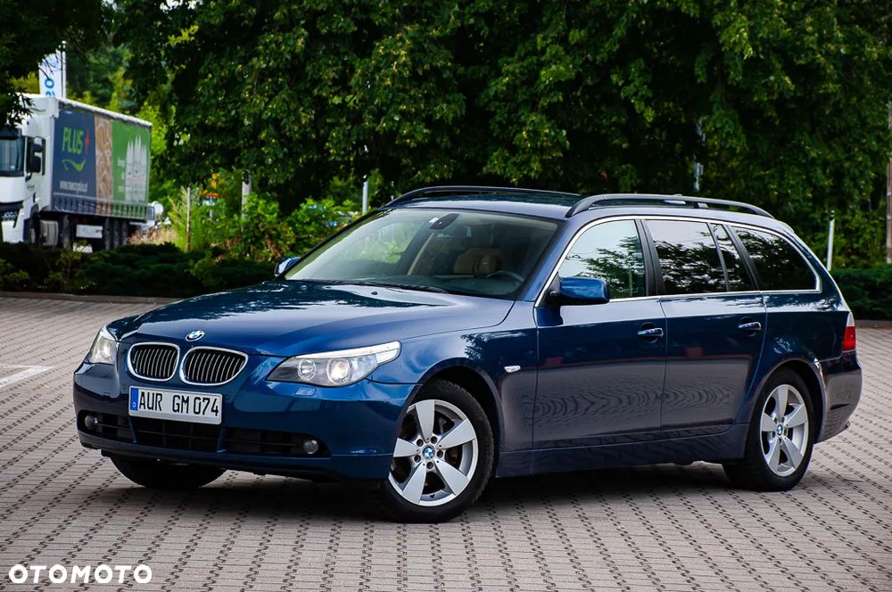 BMW Seria 5 530xi Touring - 15