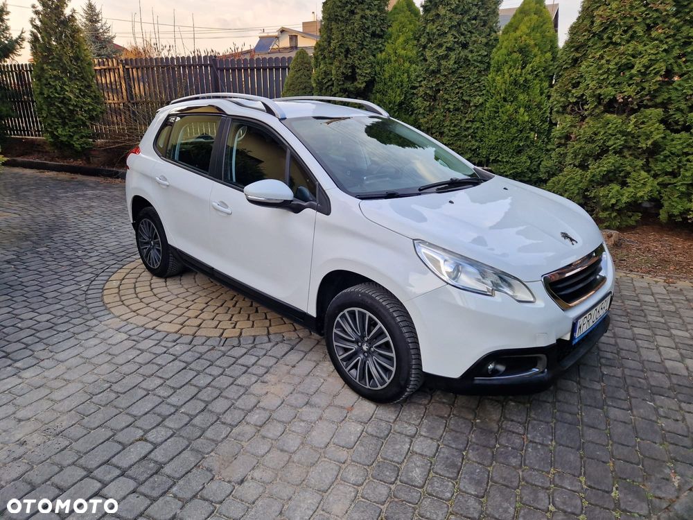 Peugeot 2008 PureTech 82 Access - 1