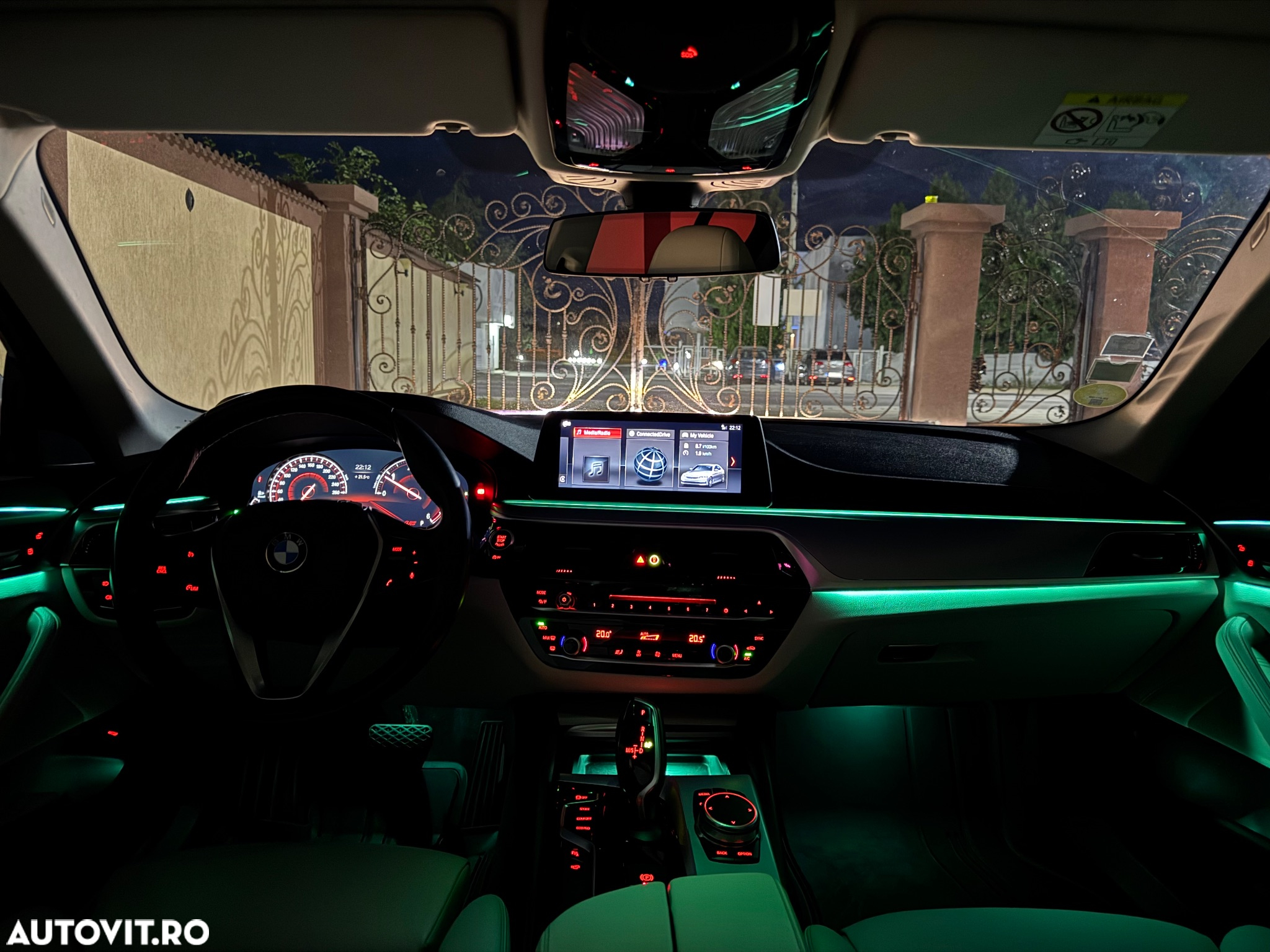 BMW Seria 5 520d AT - 17