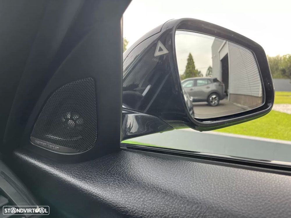 BMW 335 d Touring xDrive Pack M - 53