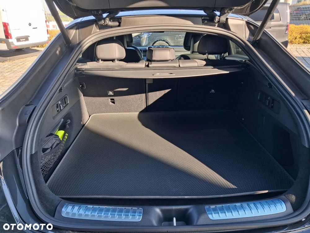 Mercedes-Benz GLC 220 d mHEV 4-Matic AMG Line - 14