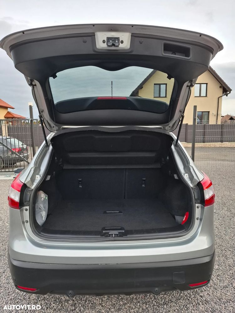 Nissan Qashqai 1.6 DCI Start/Stop X-TRONIC N-Connecta - 16