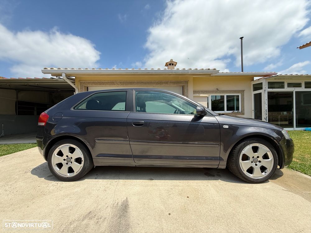 Audi A3 2.0 TDI Attraction - 4