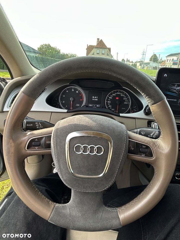 Audi A4 Avant - 11