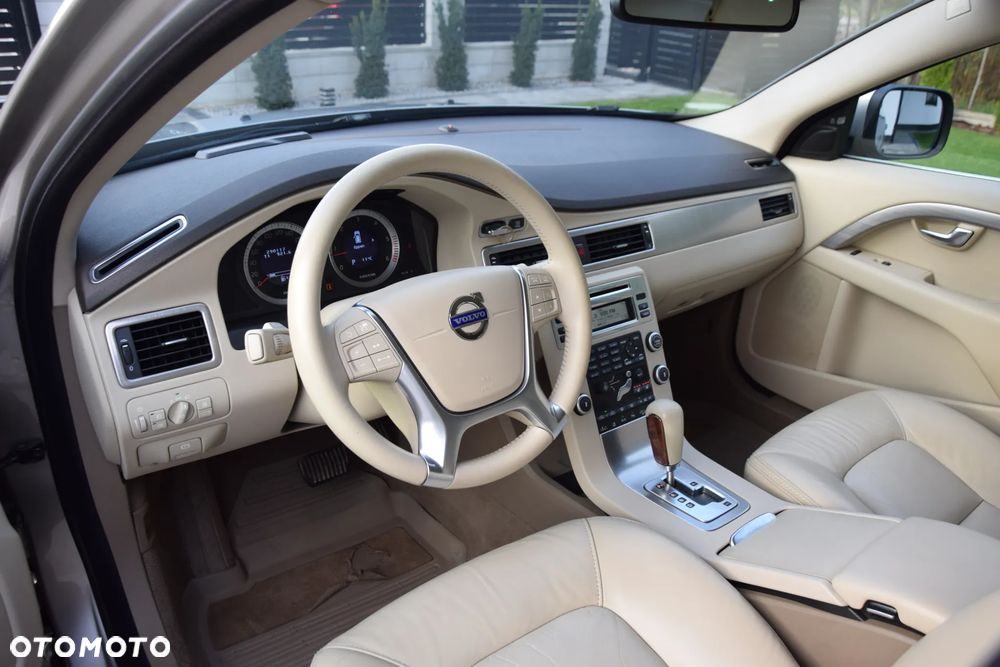 Volvo XC 70 D5 AWD Summum - 28