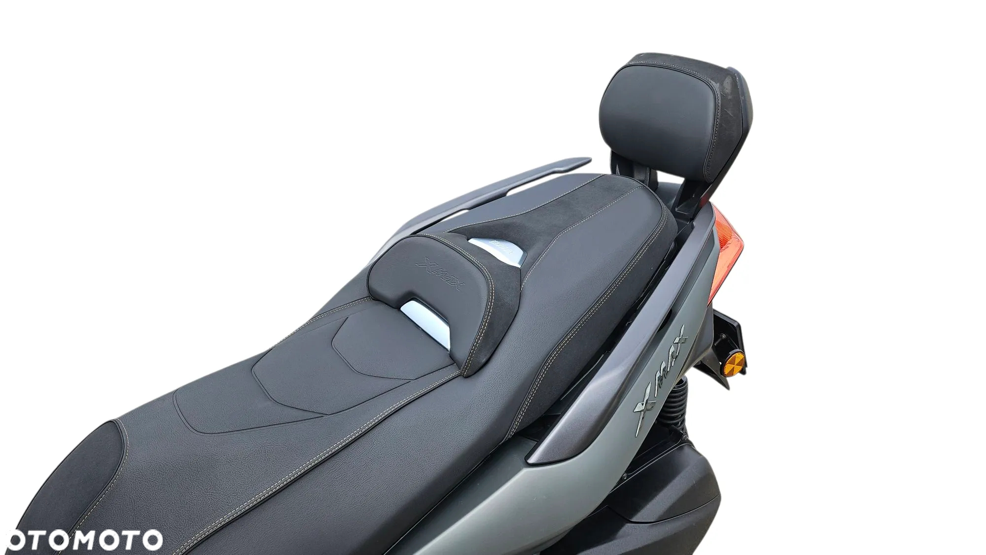 Yamaha X-max - 11