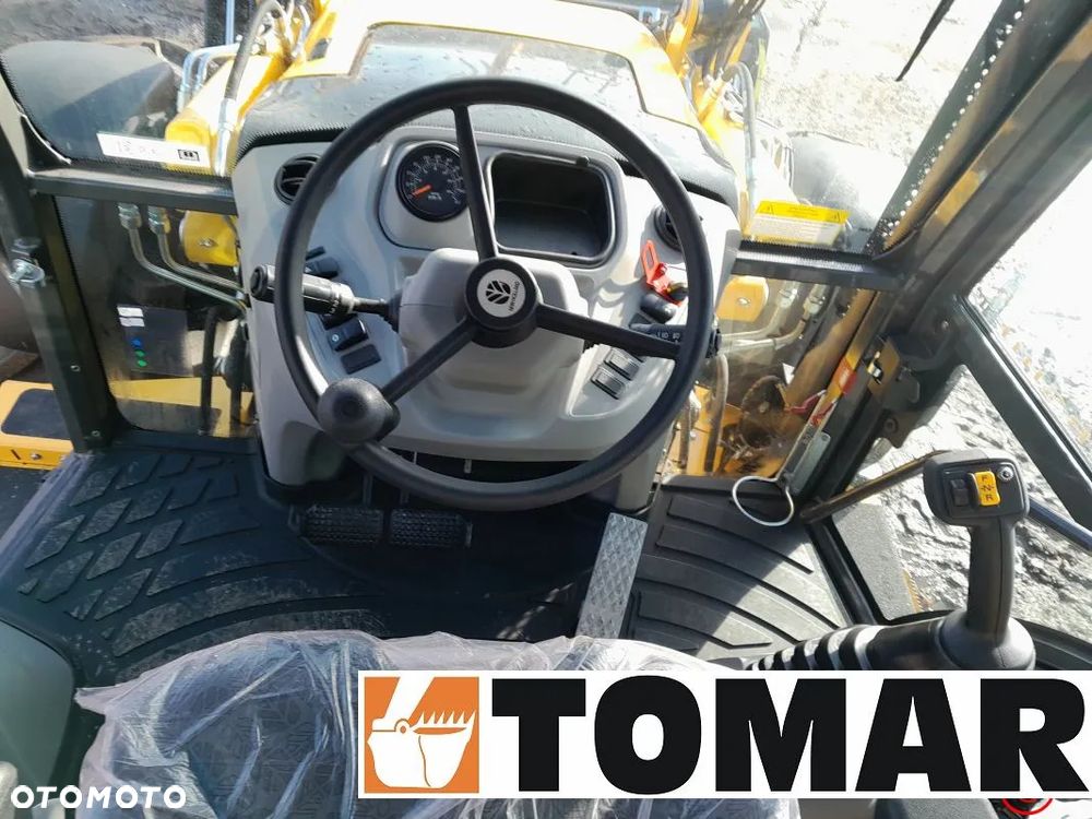 New Holland B115D 2025R JOYSTICK KLIMATYZACJA  B 115 D - 19