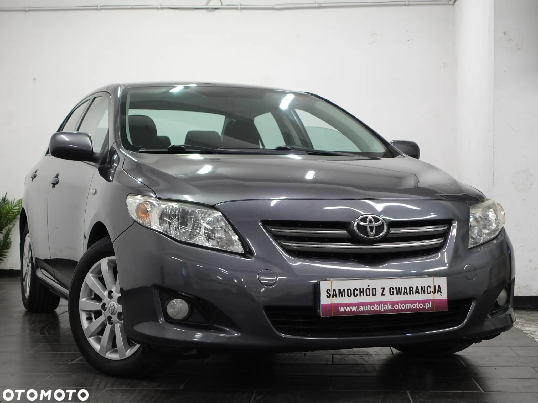 Toyota Corolla 1.6 Luna - 11