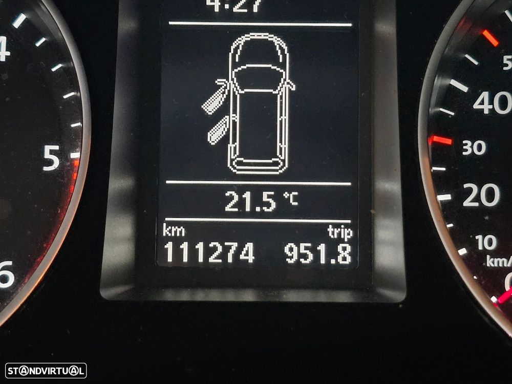 VW Passat Variant 1.6 TDI BlueMotion - 18