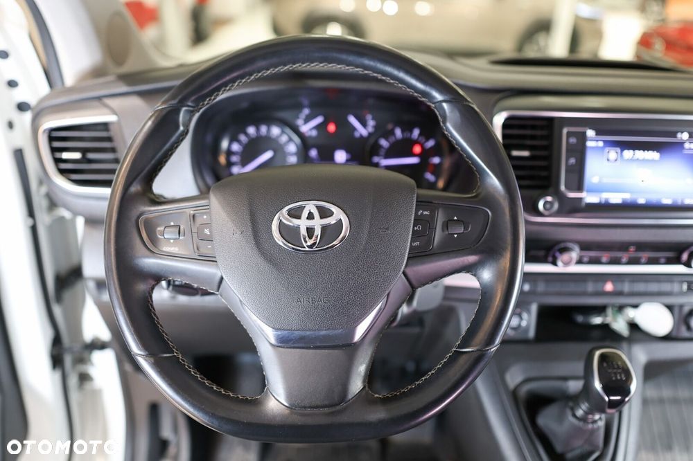 Toyota Proace Verso - 18