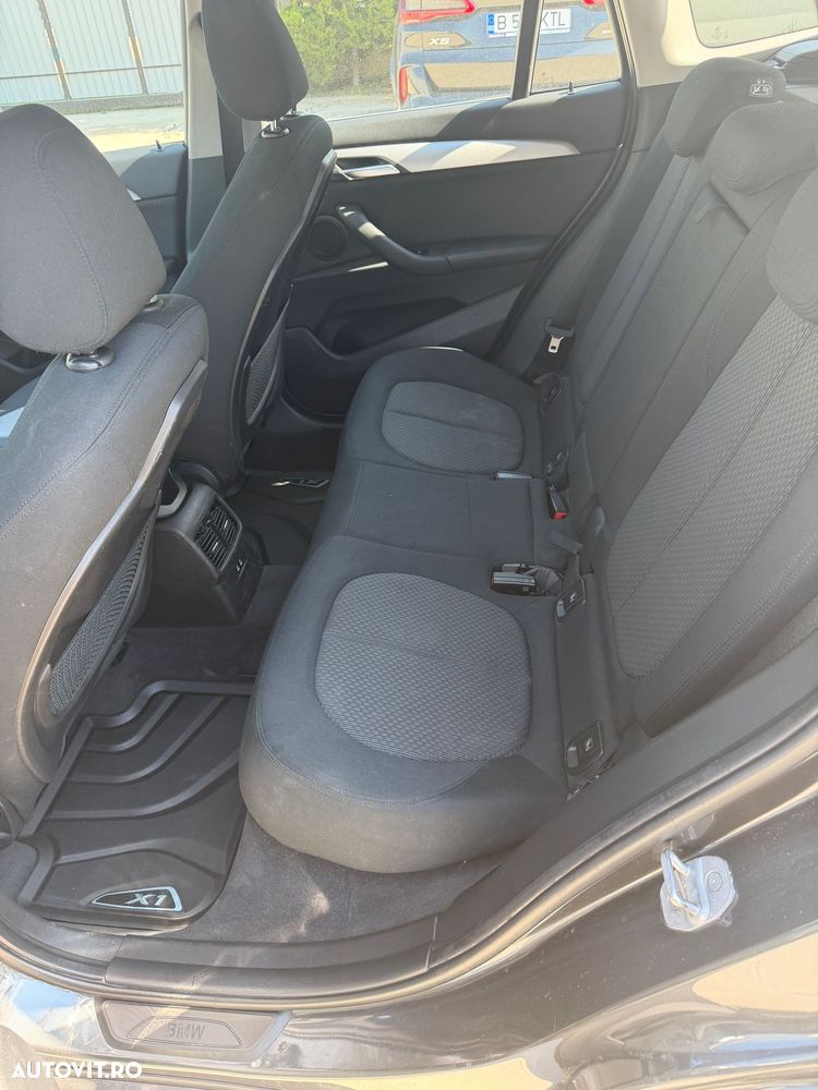 BMW X1 sDrive18d Aut. Sport Line - 8