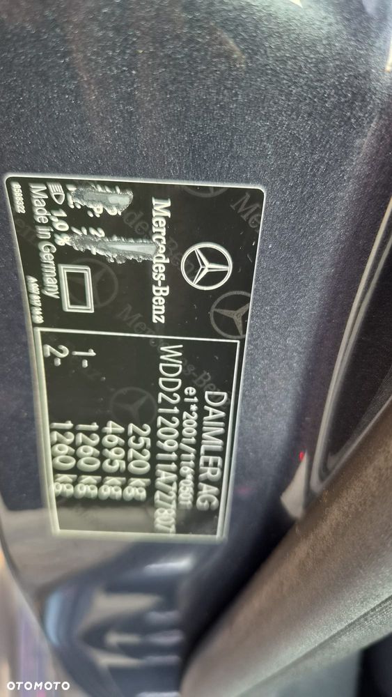 Mercedes-Benz Klasa E 500 4Matic 7G-TRONIC Avantgarde - 25