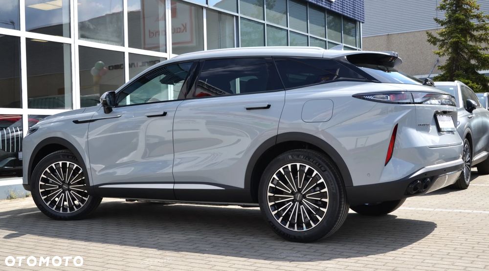 Omoda 9 1.5 Super Hybrid Exclusive AWD - 21