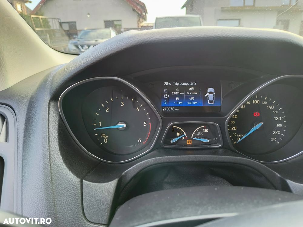 Ford Focus - 6