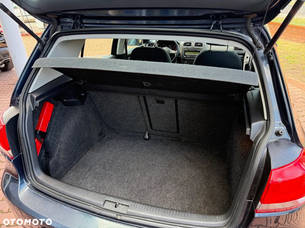 Volkswagen Golf 1.4 Comfortline - 26