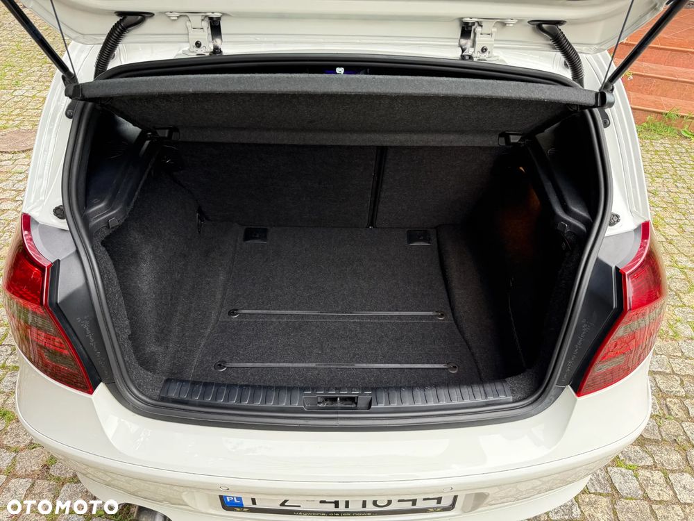 BMW Seria 1 - 16