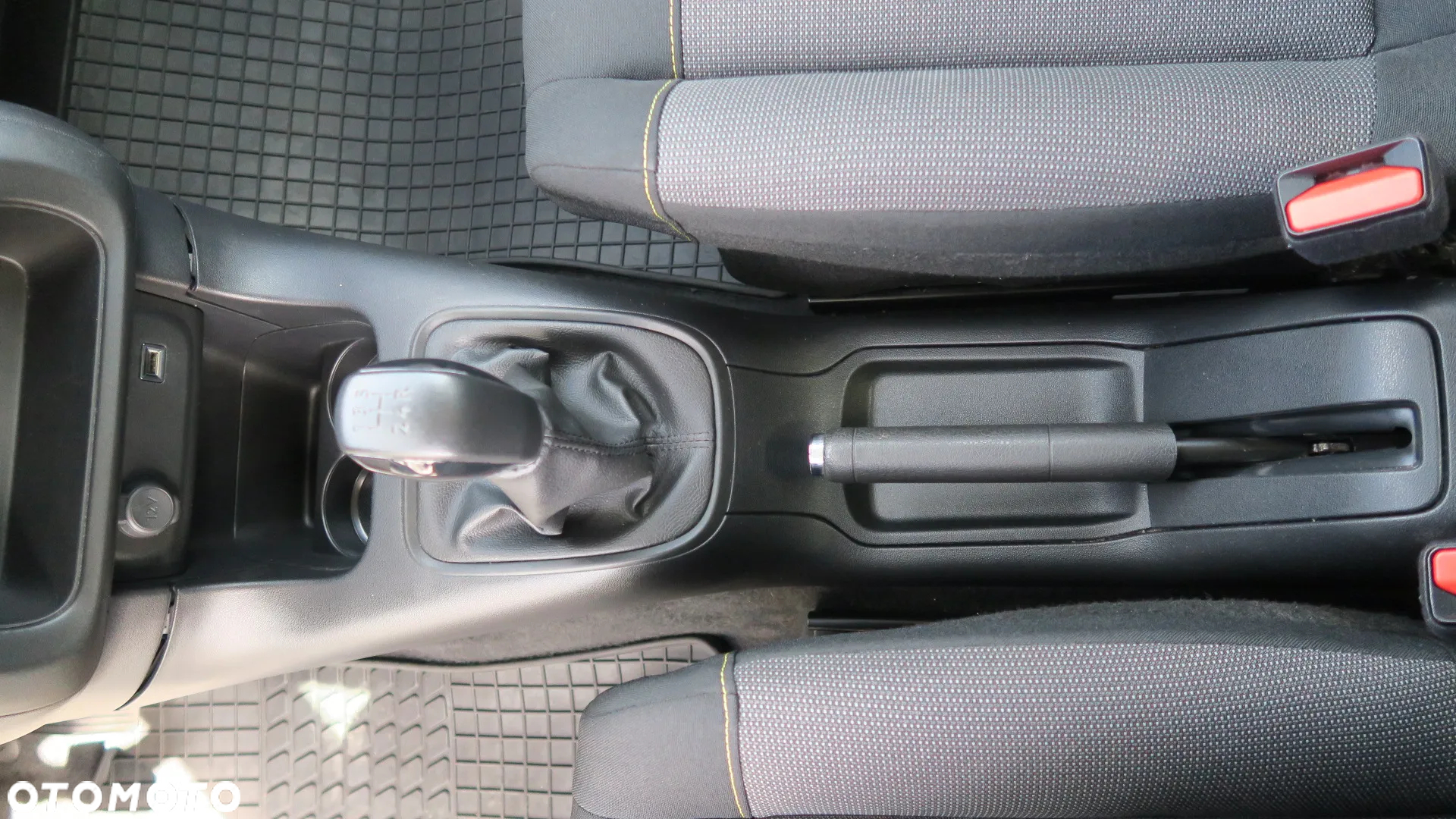 Citroën C3 1.2 PureTech Live - 20