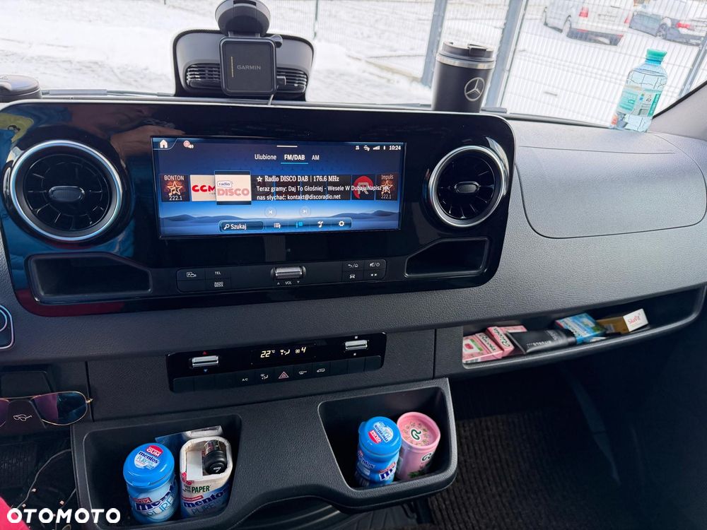 Mercedes-Benz Sprinter - 13