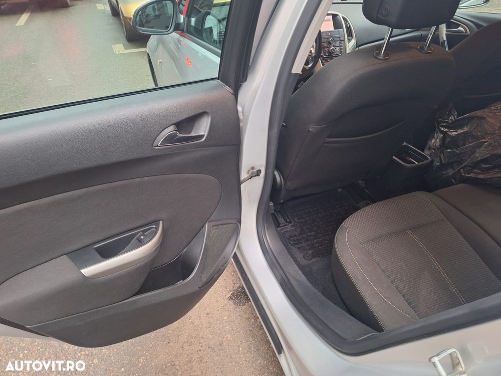 Opel Astra 1.7 CDTI ECOTEC - 17