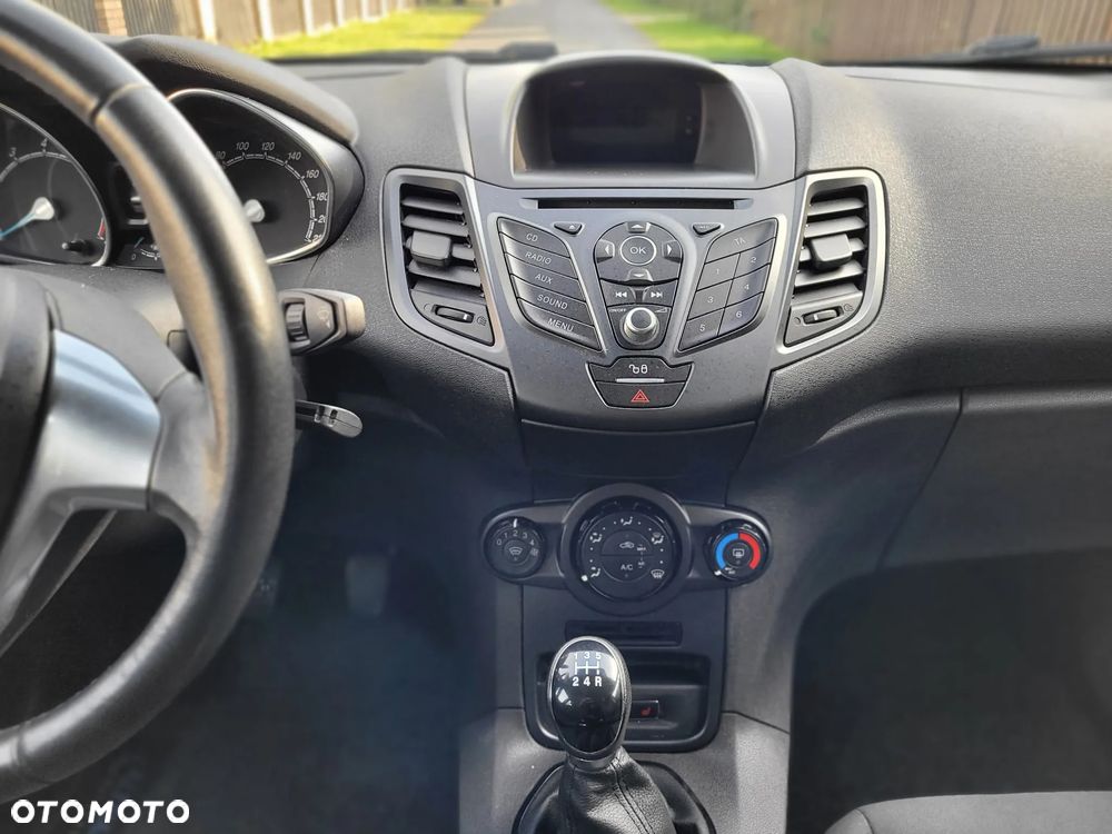Ford Fiesta 1.25 Trend EU6 - 24