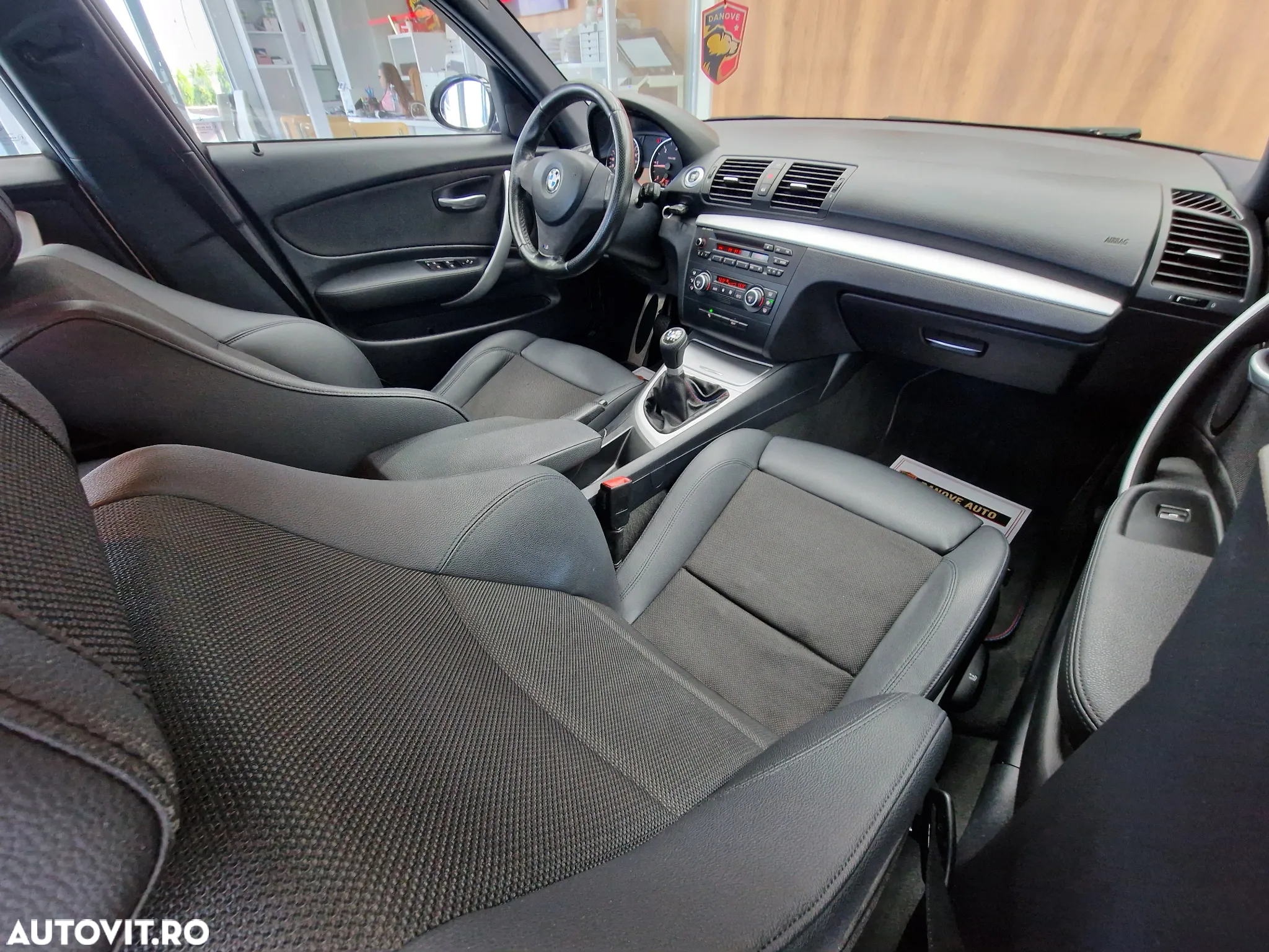 BMW Seria 1 118d - 16