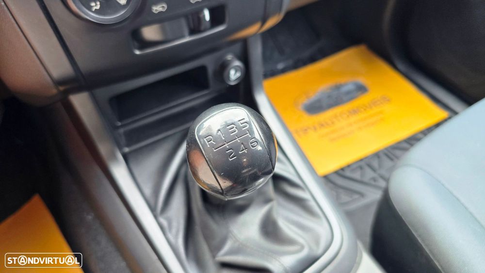 Isuzu D-Max - 5