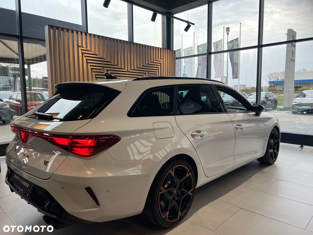 Cupra Leon Sportstourer 2.0 TSI 4Drive VZ DSG - 4