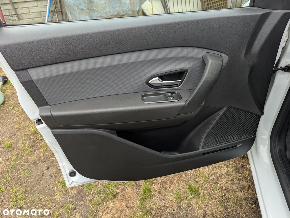 Renault Express - 12