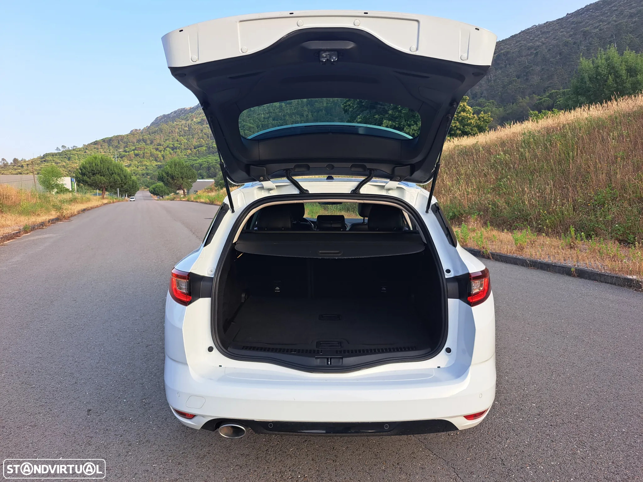 Renault Mégane Sport Tourer 1.5 Blue dCi Intens - 29