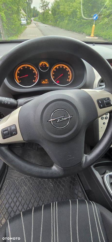 Opel Corsa 1.2 16V - 10