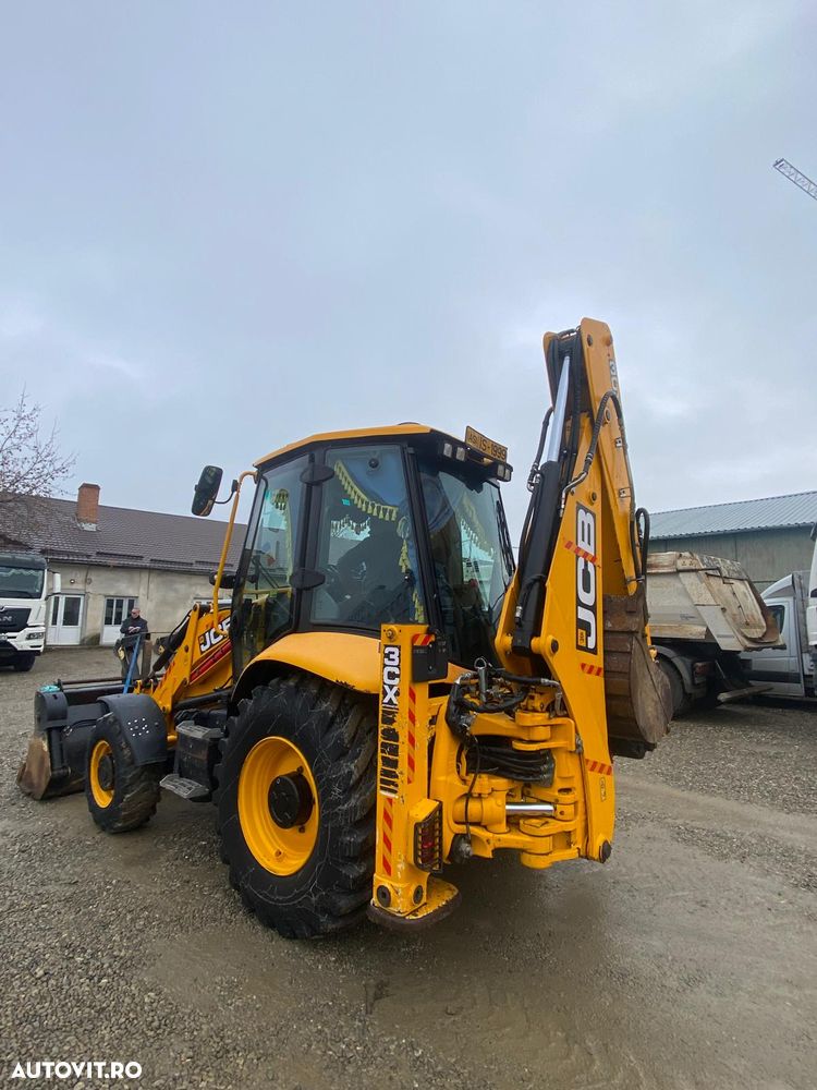 JCB 3 CX - 6