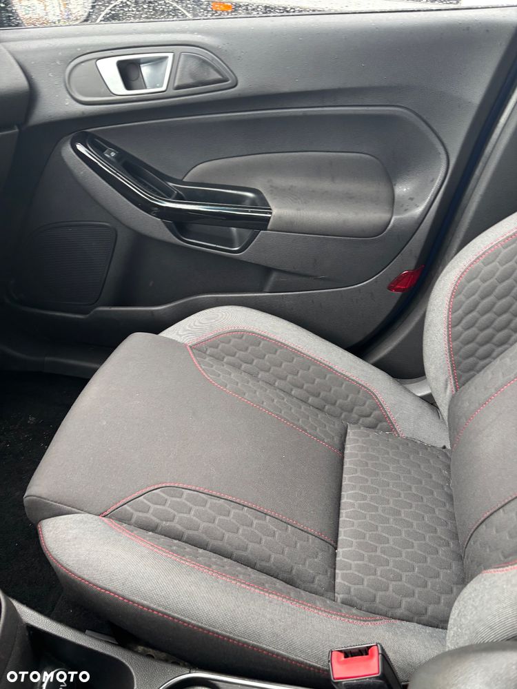 Ford Fiesta 1.5 TDCi Trend - 13