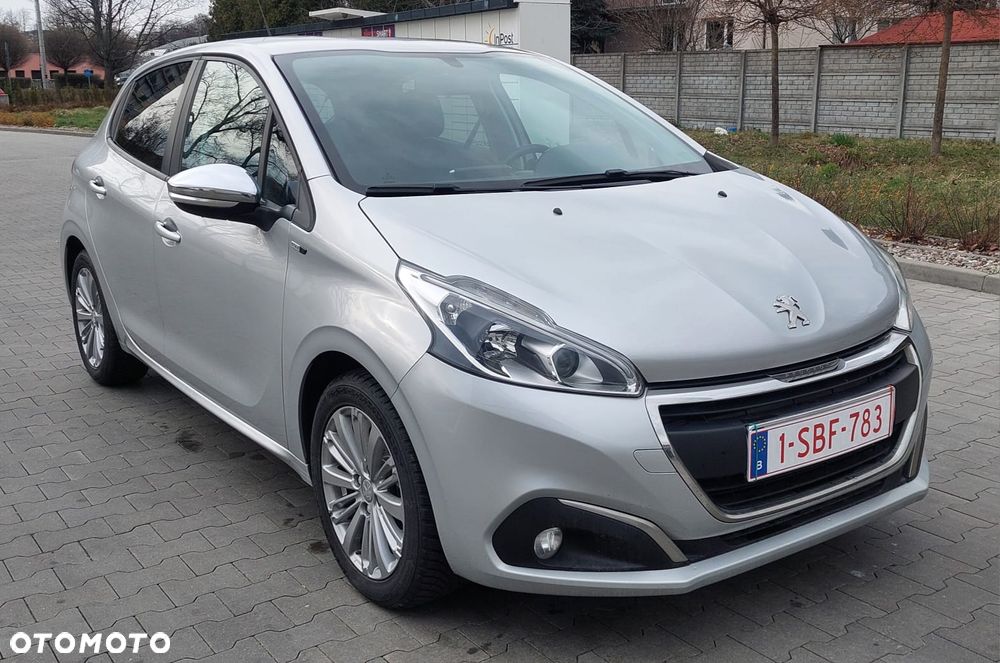 Peugeot 208 PureTech 82 Active - 1