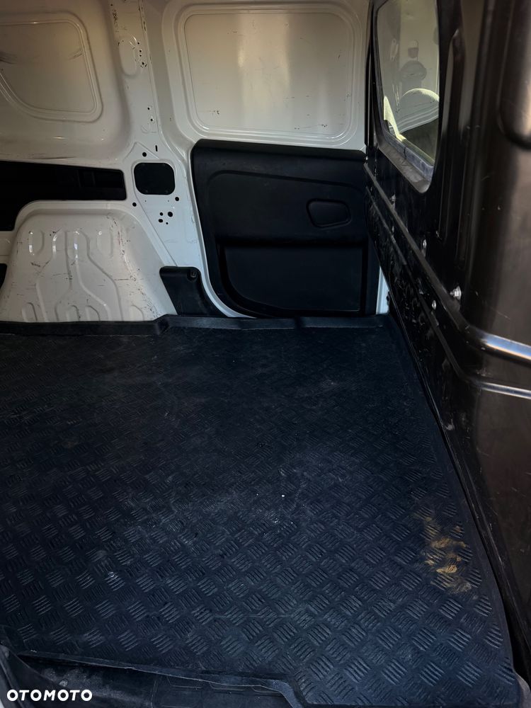 Fiat Doblo - 13