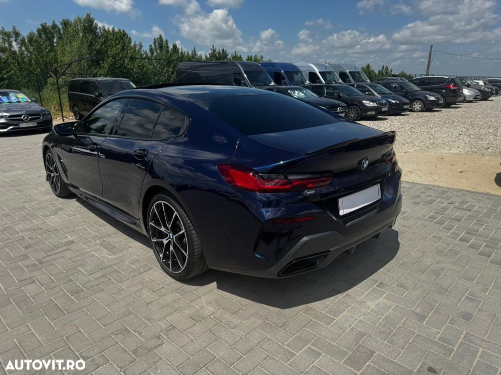 BMW Seria 8 - 23