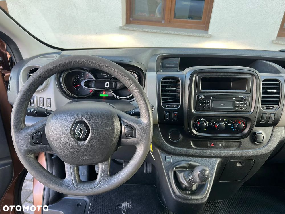 Renault Trafic - 8