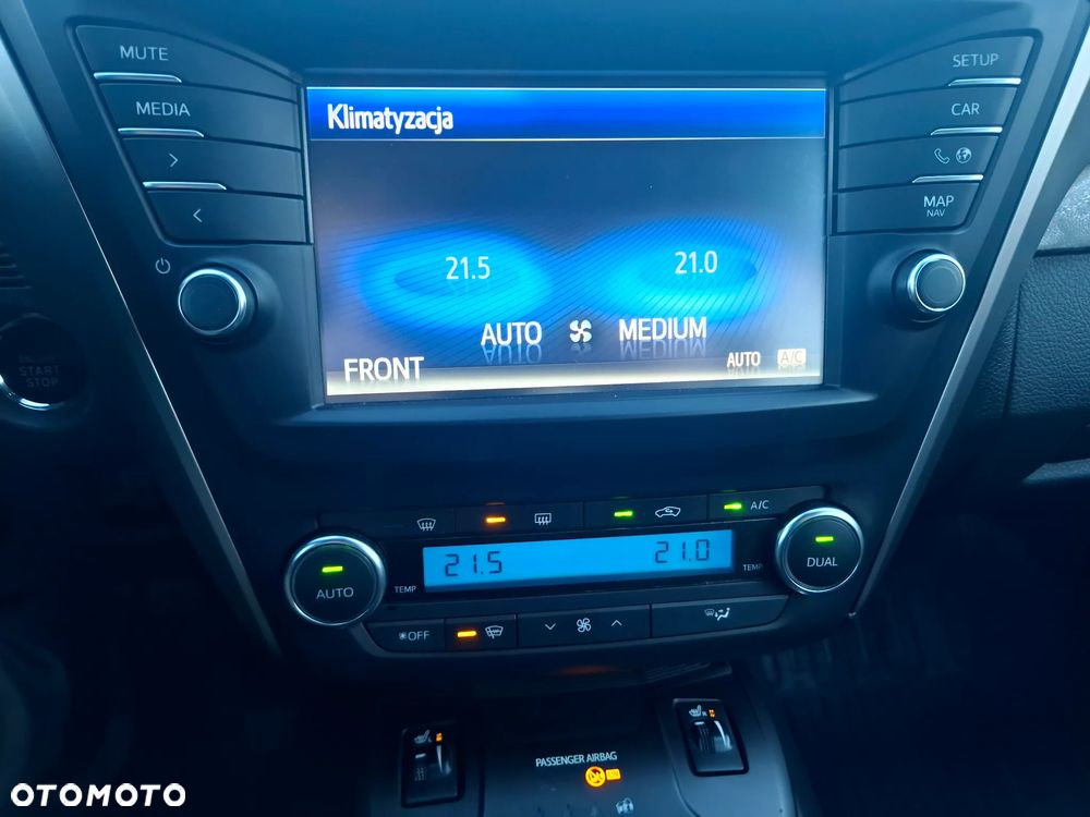 Toyota Avensis - 34