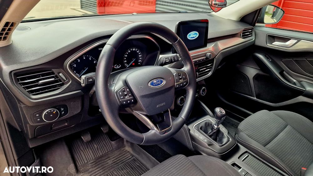 Ford Focus - 6
