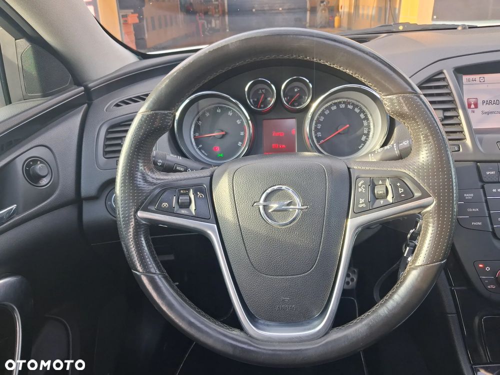 Opel Insignia 2.0 Turbo 4x4 Cosmo - 24