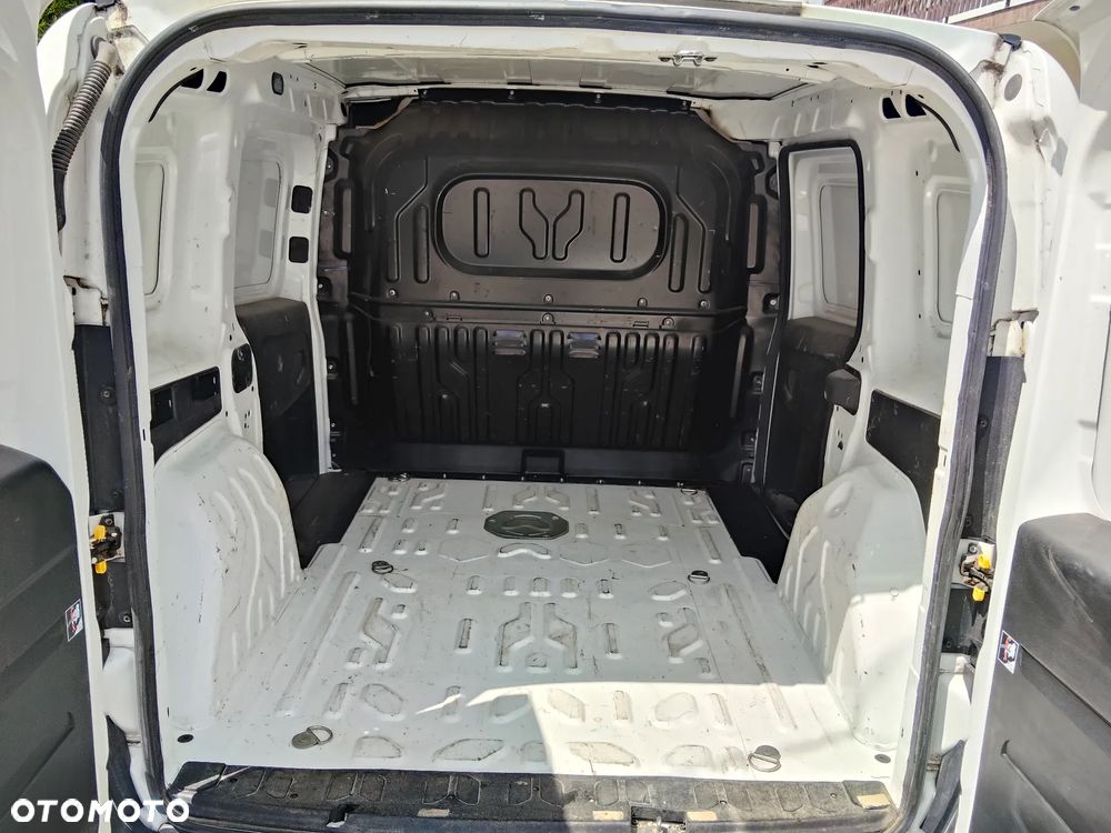 Fiat Doblo - 17