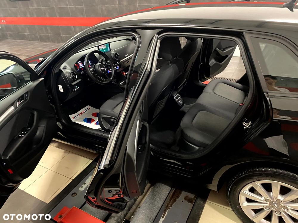 Audi A3 Sportback 1.6 TDI Sport - 16