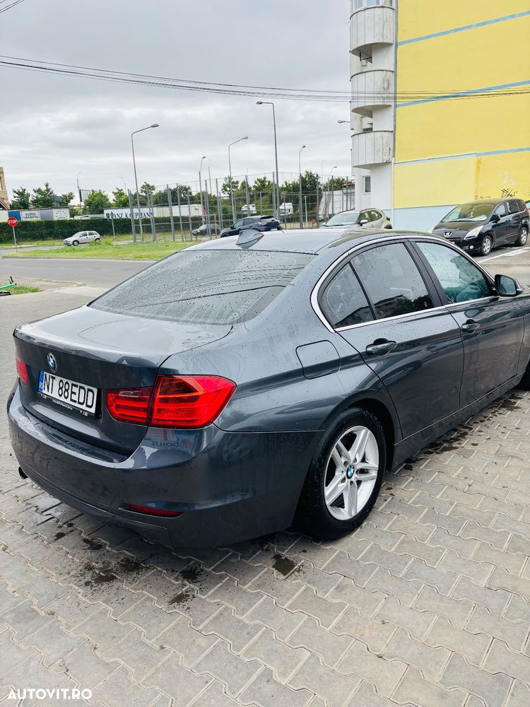 BMW Seria 3 320d - 2