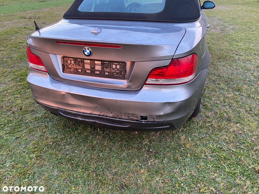 BMW Seria 1 120I 2008 photo 3