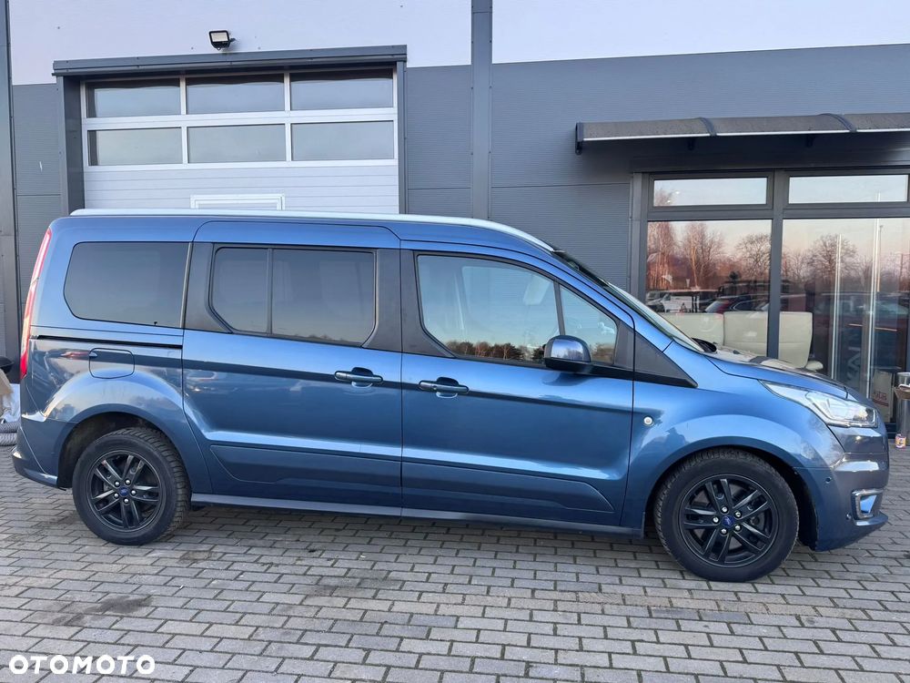 Ford Tourneo Connect Grand - 28