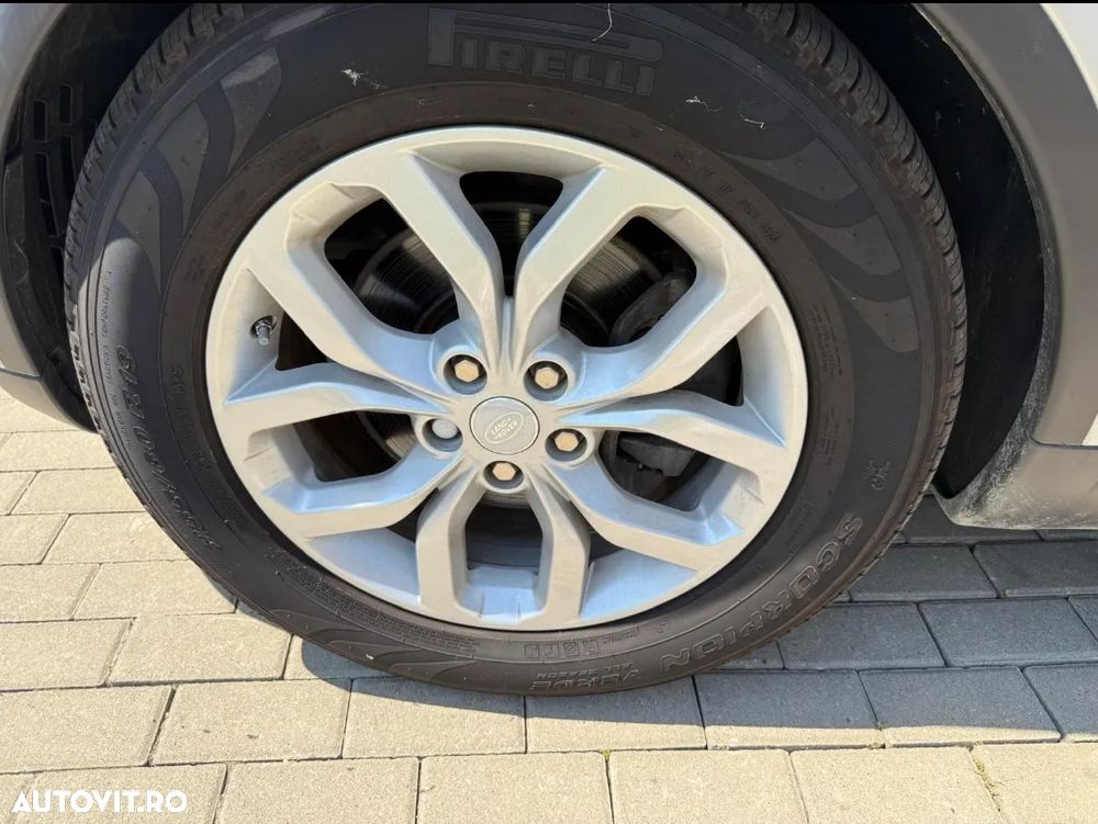 Land Rover Discovery 2.0 L TD4 HSE - 17