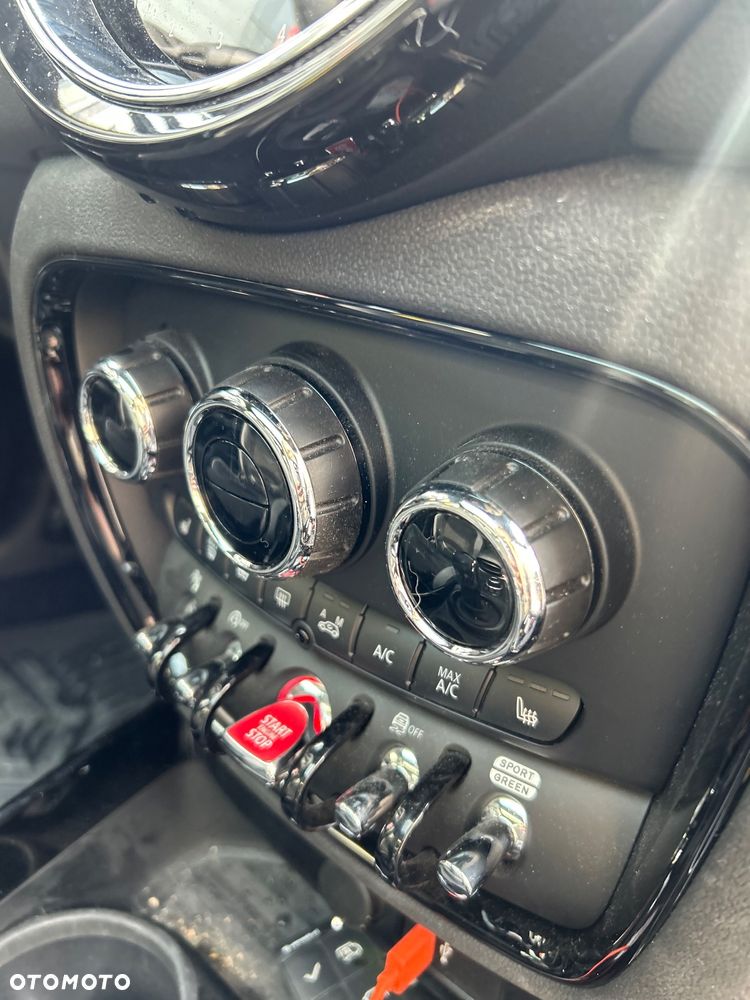 MINI John Cooper Works - 5