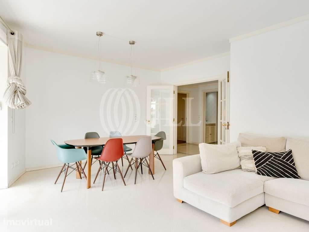 Apartamento T3, com varandas e estacionamento, em Lisboa - Grande imagem: 2/38