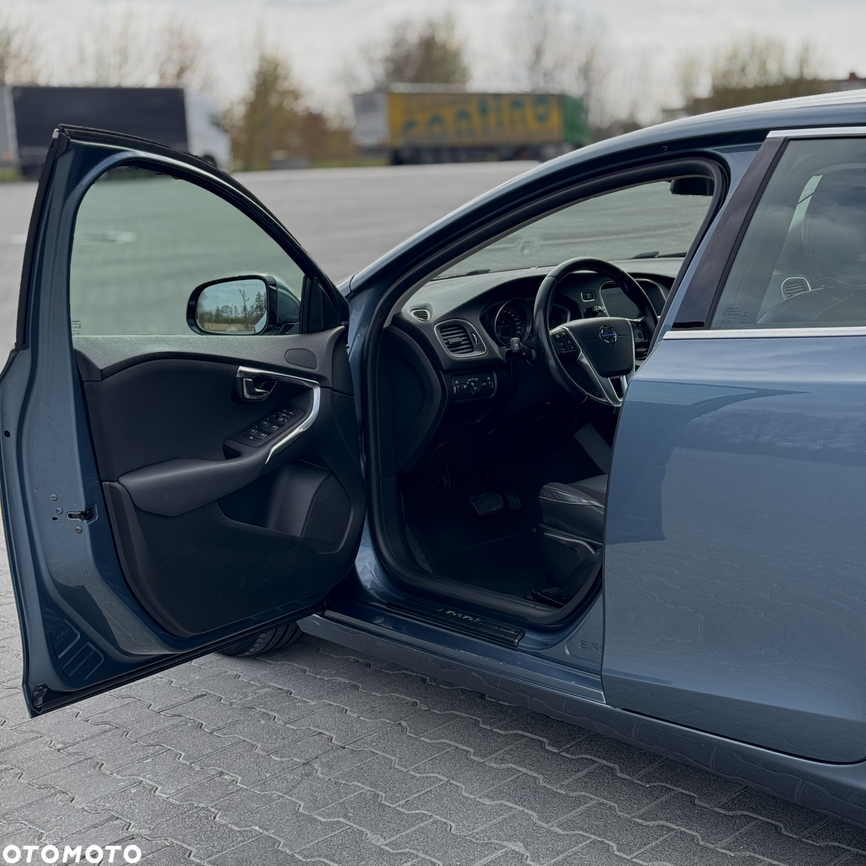 Volvo V40 D3 Geartronic Momentum - 19