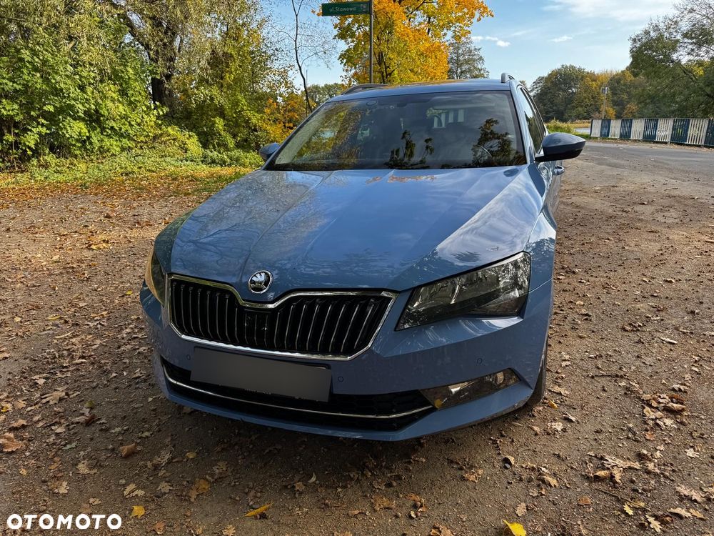 Skoda Superb 2018 photo 2